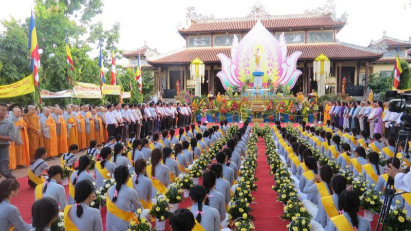 Luận điệu xuyên tạc lố bịch về quyền tự do tôn giáo ở Việt Nam